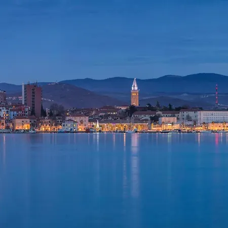 ゲストハウス Via Flavia